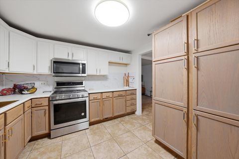 Tiny photo for 277 W Raye Drive, Chicago Heights, IL 60411 (MLS # 12634710)