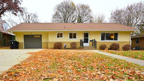 Photo of 139 Eastview Drive, Normal, IL 61761 (MLS # 12524935)