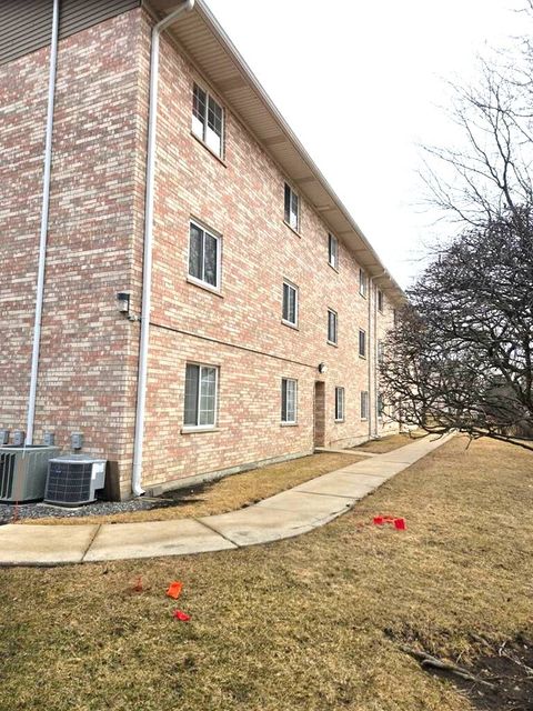 Tiny photo for 16032 Crystal Creek Drive #2B, Orland Park, IL 60462 (MLS # 12603300)