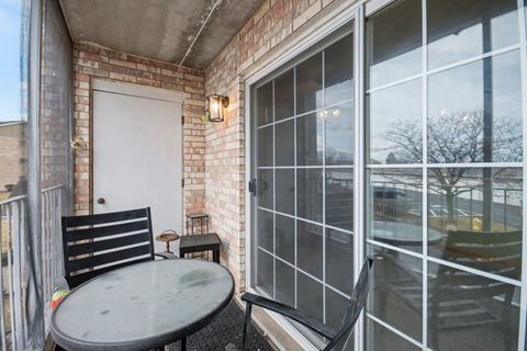 Tiny photo for 16032 Crystal Creek Drive #2B, Orland Park, IL 60462 (MLS # 12603300)