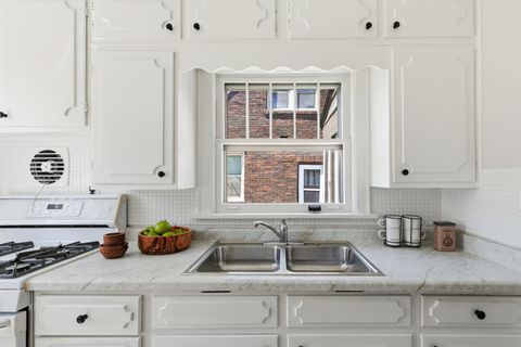 Tiny photo for 209 E Pleasant Street, Davenport, IA 52803 (MLS # 12624710)