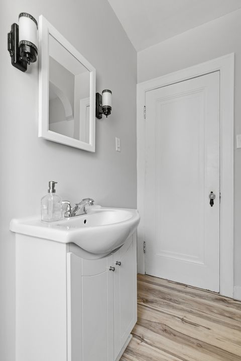 Tiny photo for 209 E Pleasant Street, Davenport, IA 52803 (MLS # 12624710)