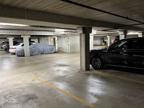 Tiny photo for 50 N Bokelman Avenue #333, Roselle, IL 60172 (MLS # 12456920)