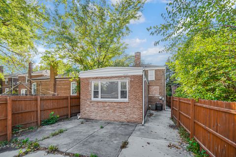Tiny photo for 14521 S Michigan Avenue, Riverdale, IL 60827 (MLS # 12496798)