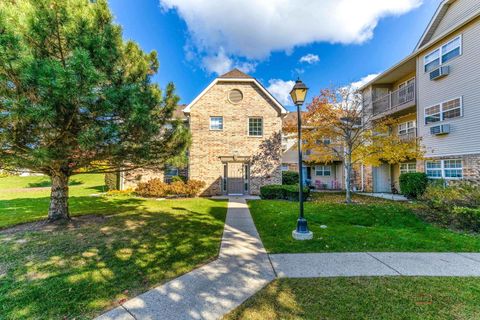 Tiny photo for 1506 Springbrook Court #2C, Round Lake Beach, IL 60073 (MLS # 12507615)