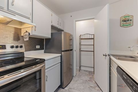 Tiny photo for 1506 Springbrook Court #2C, Round Lake Beach, IL 60073 (MLS # 12507615)