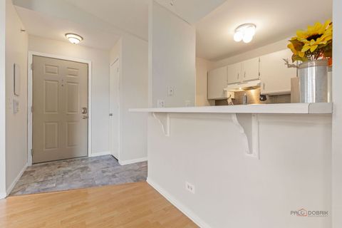 Tiny photo for 1506 Springbrook Court #2C, Round Lake Beach, IL 60073 (MLS # 12507615)