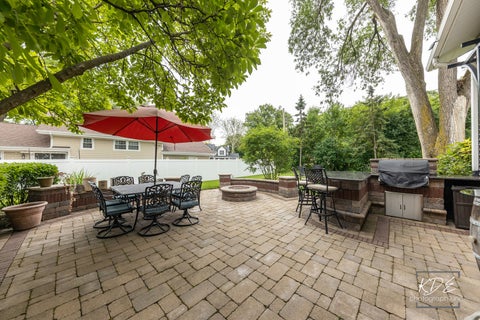 Tiny photo for 8 E Gartner Road, Naperville, IL 60540 (MLS # 12674874)