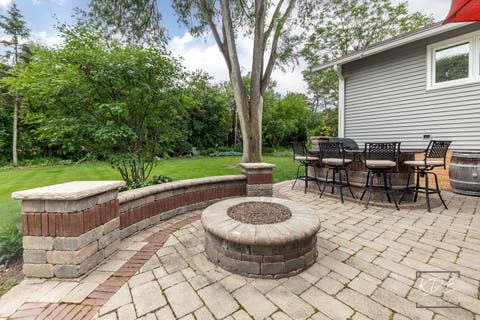 Tiny photo for 8 E Gartner Road, Naperville, IL 60540 (MLS # 12674874)