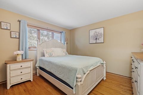 Tiny photo for 15602 Violet Court #31, Orland Park, IL 60462 (MLS # 12631751)