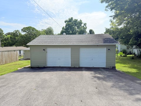 Tiny photo for 1103 S Hobson Street, Harrisburg, IL 62946 (MLS # 12710003)