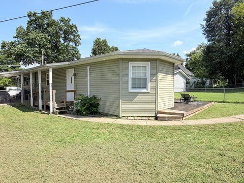 Tiny photo for 1103 S Hobson Street, Harrisburg, IL 62946 (MLS # 12710003)