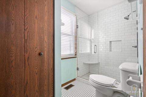 Tiny photo for 631 Cortland Drive, Lake Zurich, IL 60047 (MLS # 12538911)