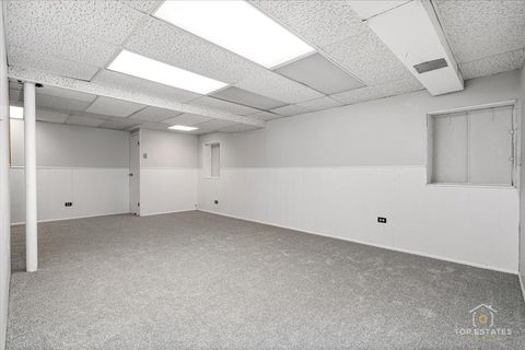 Tiny photo for 631 Cortland Drive, Lake Zurich, IL 60047 (MLS # 12538911)