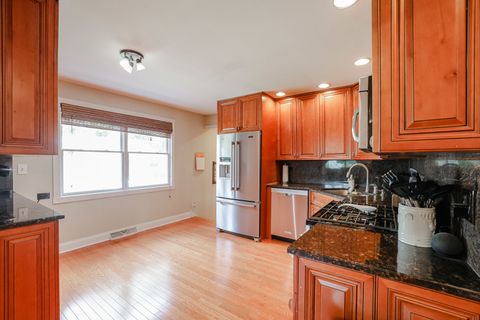 Tiny photo for 3910 EAGLE Lane, Rolling Meadows, IL 60008 (MLS # 12666299)