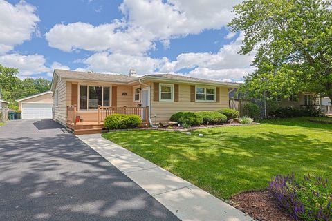 Photo of 3910 EAGLE Lane, Rolling Meadows, IL 60008 (MLS # 12666299)