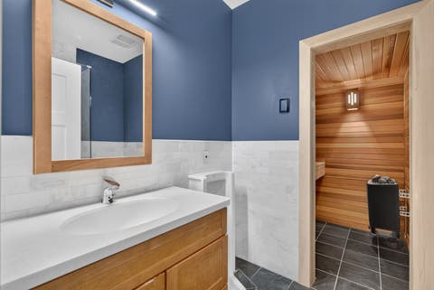 Tiny photo for 6421 Bentley Avenue, Willowbrook, IL 60527 (MLS # 12706967)