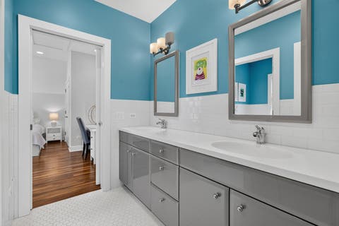Tiny photo for 6421 Bentley Avenue, Willowbrook, IL 60527 (MLS # 12706967)