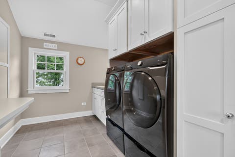 Tiny photo for 6421 Bentley Avenue, Willowbrook, IL 60527 (MLS # 12706967)