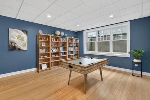 Tiny photo for 6421 Bentley Avenue, Willowbrook, IL 60527 (MLS # 12706967)