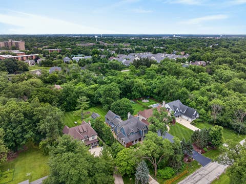 Tiny photo for 6421 Bentley Avenue, Willowbrook, IL 60527 (MLS # 12706967)