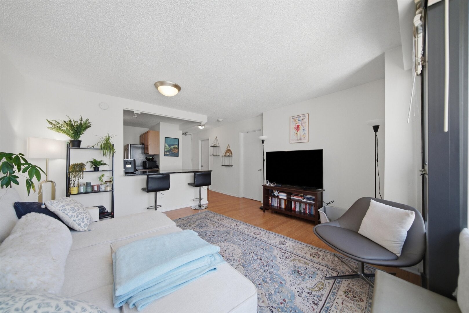 30 E Huron Street 3508