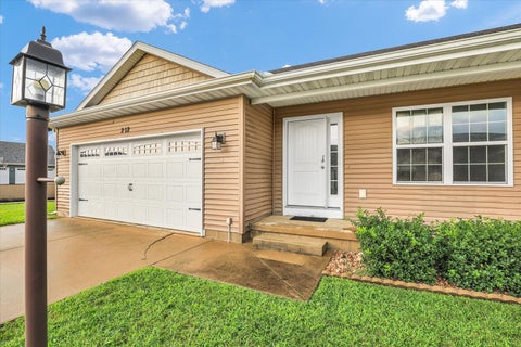 Tiny photo for 212 Medinah Court, Fisher, IL 61843 (MLS # 12733351)