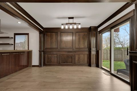Tiny photo for 491 OLD SURREY Lane #A, Hinsdale, IL 60521 (MLS # 12666720)