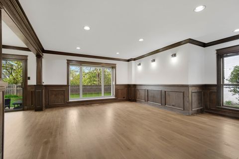 Tiny photo for 491 OLD SURREY Lane #A, Hinsdale, IL 60521 (MLS # 12666720)