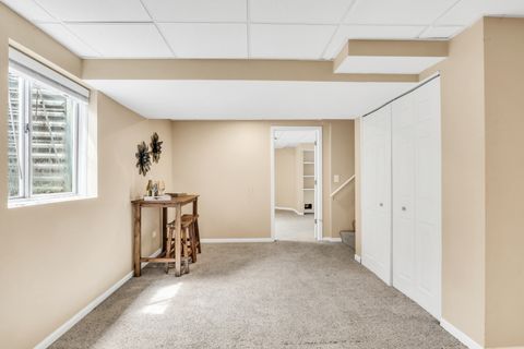 Tiny photo for 699 Snow Cap Court, Gurnee, IL 60031 (MLS # 12495453)