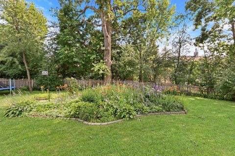 Tiny photo for 699 Snow Cap Court, Gurnee, IL 60031 (MLS # 12495453)