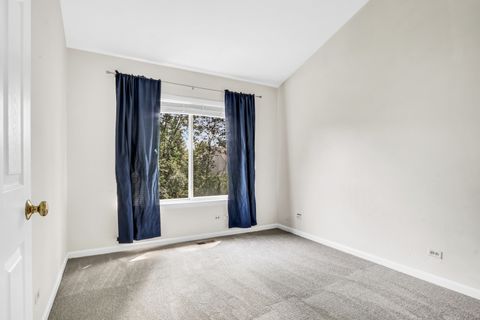 Tiny photo for 699 Snow Cap Court, Gurnee, IL 60031 (MLS # 12495453)