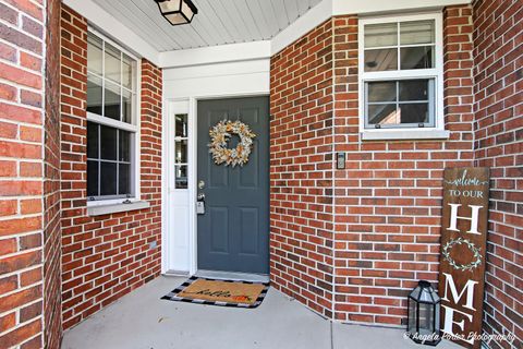 Tiny photo for 507 Legend Lane, McHenry, IL 60050 (MLS # 12480426)