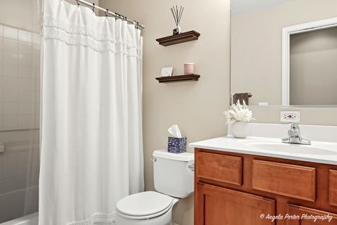 Tiny photo for 507 Legend Lane, McHenry, IL 60050 (MLS # 12480426)