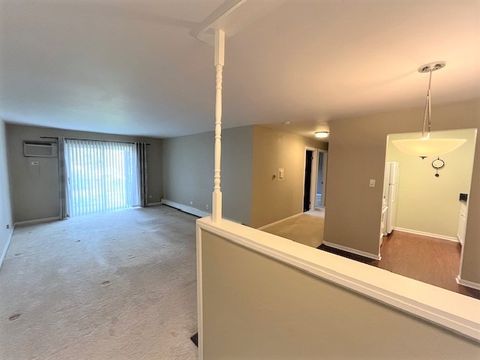 Tiny photo for 580 Mesa Drive #201, Hoffman Estates, IL 60169 (MLS # 12621364)