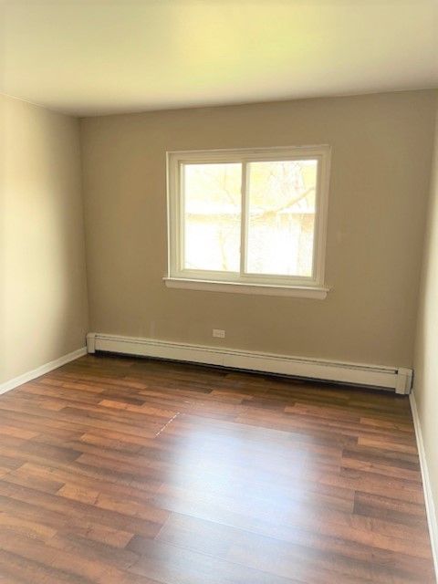 Tiny photo for 580 Mesa Drive #201, Hoffman Estates, IL 60169 (MLS # 12621364)