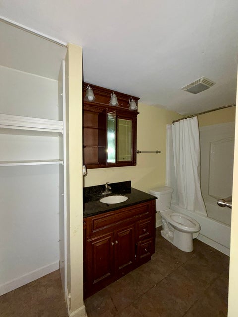 Tiny photo for 5600 N Astor Lane #116, Rolling Meadows, IL 60008 (MLS # 12785552)
