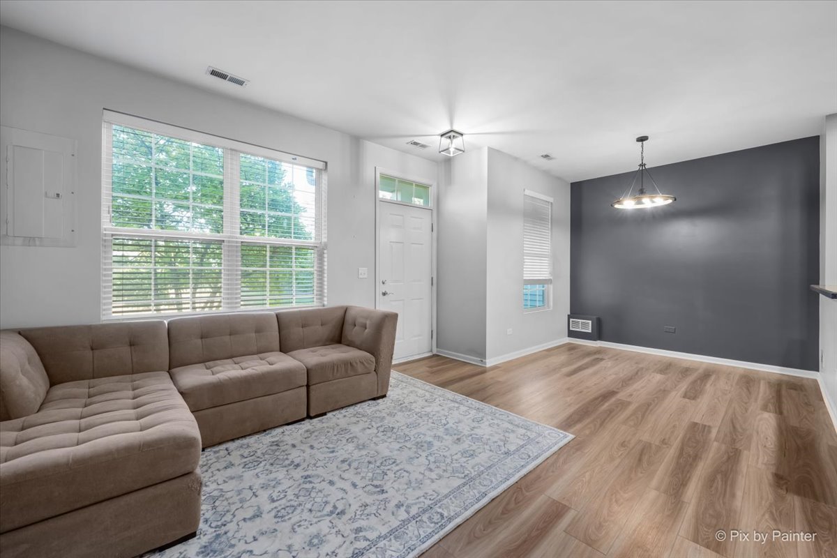 509 S Lakeside Court 509