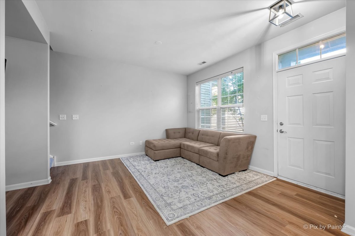 509 S Lakeside Court 509