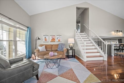 Tiny photo for 390 Windermere Way, Lake In The Hills, IL 60156 (MLS # 12483188)