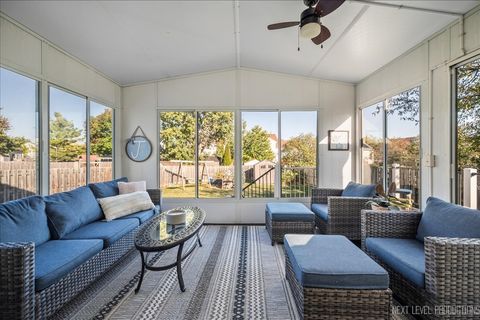 Tiny photo for 390 Windermere Way, Lake In The Hills, IL 60156 (MLS # 12483188)