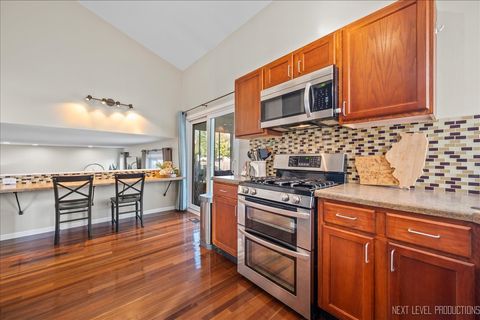 Tiny photo for 390 Windermere Way, Lake In The Hills, IL 60156 (MLS # 12483188)