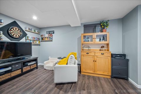 Tiny photo for 390 Windermere Way, Lake In The Hills, IL 60156 (MLS # 12483188)