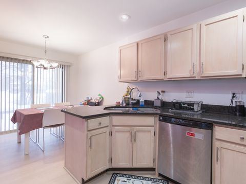 Tiny photo for 2 Willow Bridge Way, Bloomingdale, IL 60108 (MLS # 12529505)