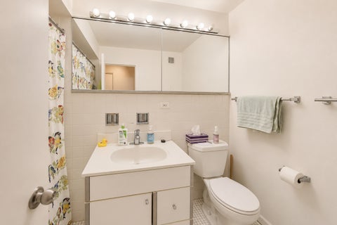 Tiny photo for 6325 N Sheridan Road #2106, Chicago, IL 60660 (MLS # 12723249)