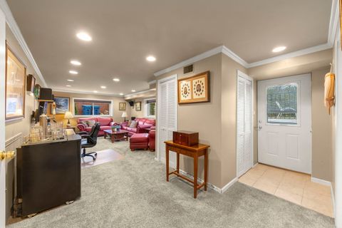 Tiny photo for 402 E Huntington Lane, Elmhurst, IL 60126 (MLS # 12522310)