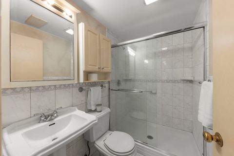 Tiny photo for 402 E Huntington Lane, Elmhurst, IL 60126 (MLS # 12522310)