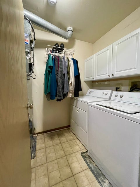 Tiny photo for 110 Bent Creek Court, Palatine, IL 60067 (MLS # 12641164)