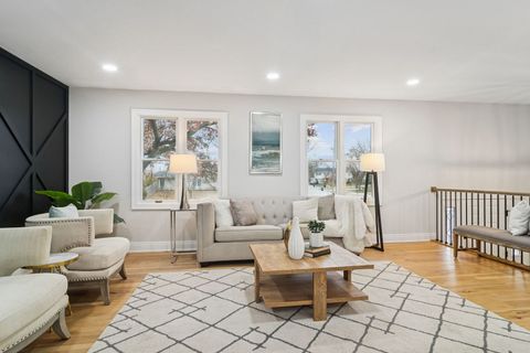 Tiny photo for 1420 Hassell Road, Hoffman Estates, IL 60169 (MLS # 12588194)