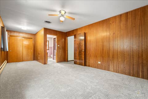 Tiny photo for 9253 S Sacramento Avenue, Evergreen Park, IL 60805 (MLS # 12693518)